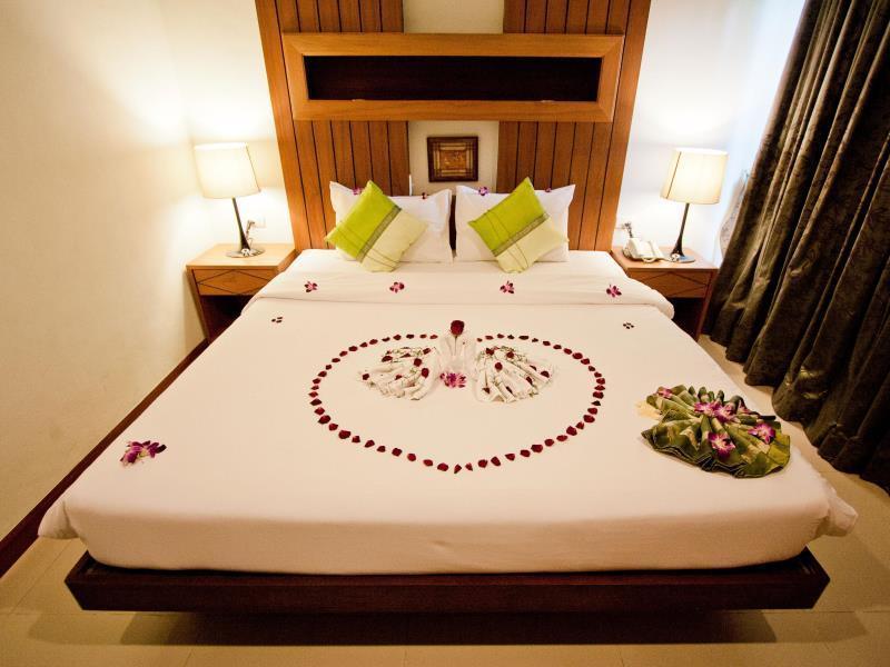 The Chambre Patong Экстерьер фото