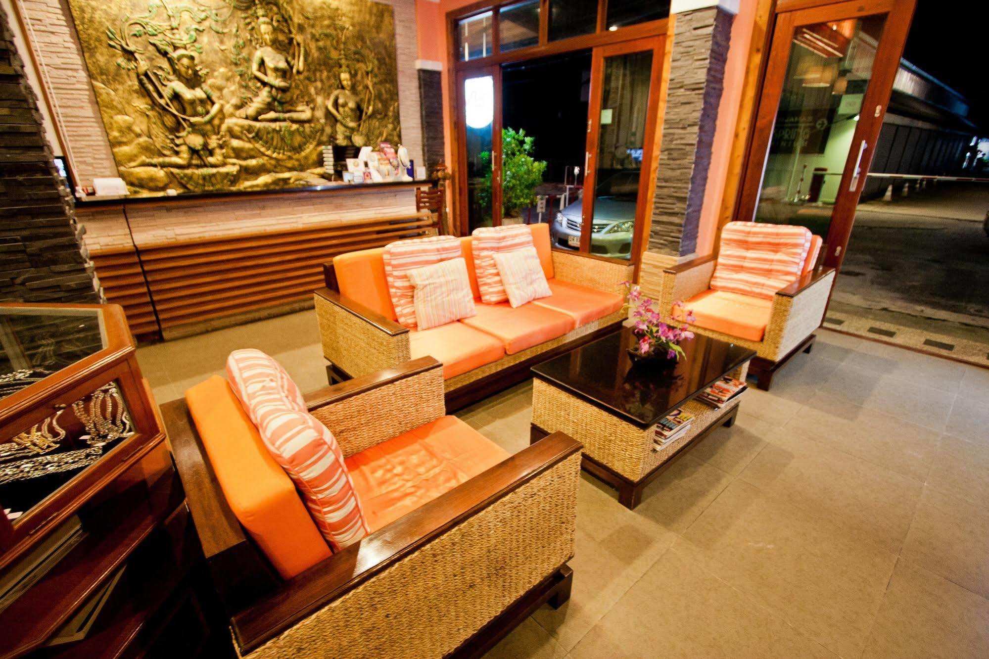 The Chambre Patong Экстерьер фото